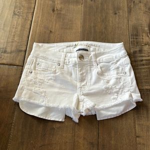 AMERICAN EAGLE WHITE JEAN SHORTS
